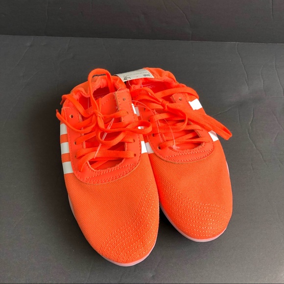 Adidas Taekwondo Team shoes NWT size 5 1/2 - Picture 5 of 7